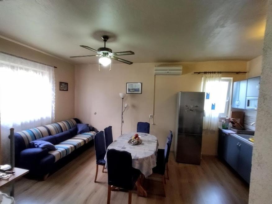 Apartment In Nin With Terrace, Air Conditioning, Wi-Fi Екстер'єр фото