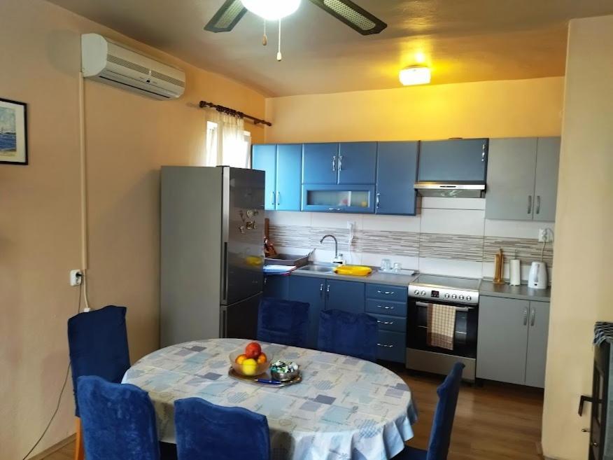 Apartment In Nin With Terrace, Air Conditioning, Wi-Fi Екстер'єр фото